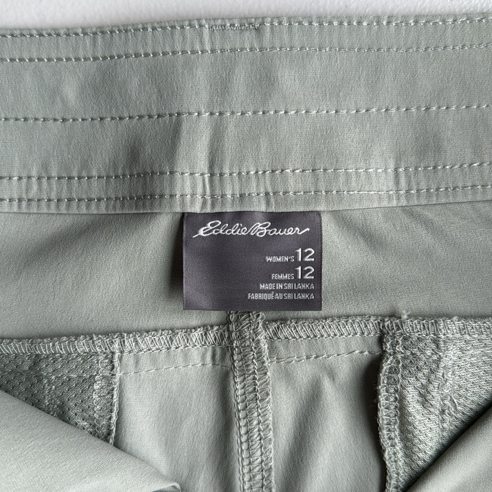 Eddie Bauer Rolled Hem Bermuda Shorts Sage Green Size 12 - Picture 8 of 15